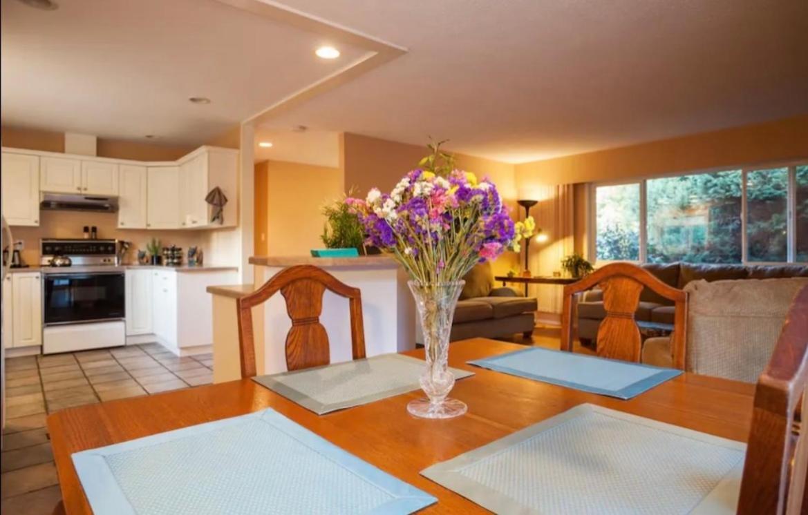 Spacious And Comfy ! Victoria Exterior foto